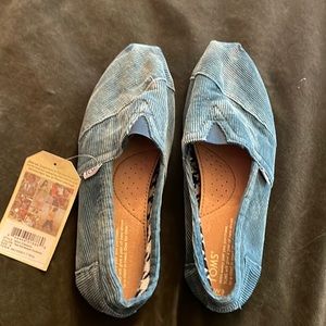 Toms teal espadrilles size 9